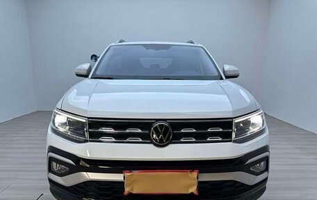 Volkswagen T-Cross I, 2023 год, 1 950 000 рублей, 3 фотография
