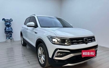 Volkswagen T-Cross I, 2023 год, 1 950 000 рублей, 2 фотография