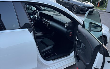 Mercedes-Benz CLA, 2020 год, 3 100 000 рублей, 5 фотография