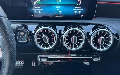 Mercedes-Benz CLA, 2020 год, 3 100 000 рублей, 11 фотография