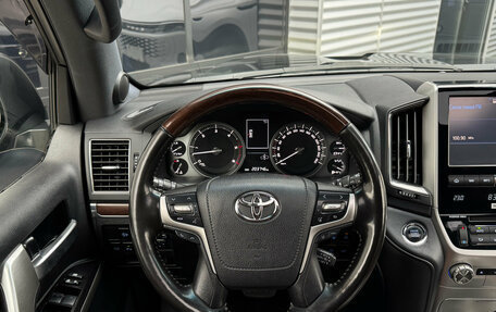 Toyota Land Cruiser 200, 2016 год, 5 490 000 рублей, 14 фотография