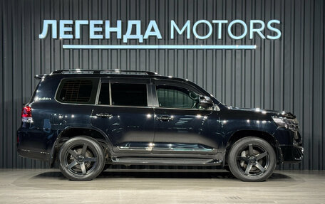 Toyota Land Cruiser 200, 2016 год, 5 490 000 рублей, 3 фотография