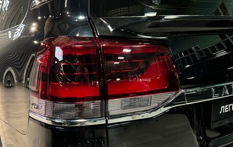 Toyota Land Cruiser 200, 2016 год, 5 490 000 рублей, 8 фотография
