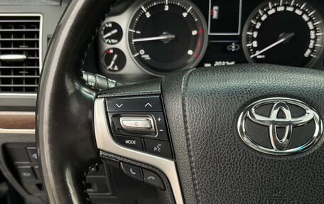 Toyota Land Cruiser 200, 2016 год, 5 490 000 рублей, 16 фотография