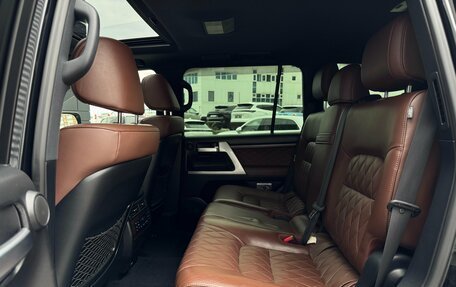 Toyota Land Cruiser 200, 2016 год, 5 490 000 рублей, 28 фотография