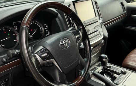 Toyota Land Cruiser 200, 2016 год, 5 490 000 рублей, 23 фотография