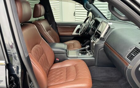 Toyota Land Cruiser 200, 2016 год, 5 490 000 рублей, 34 фотография