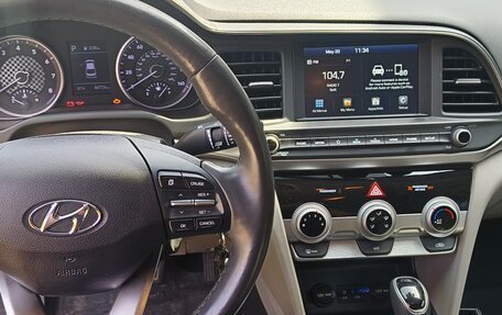 Hyundai Elantra VI рестайлинг, 2018 год, 1 350 000 рублей, 2 фотография