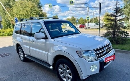 Mitsubishi Pajero IV, 2010 год, 1 585 000 рублей, 4 фотография