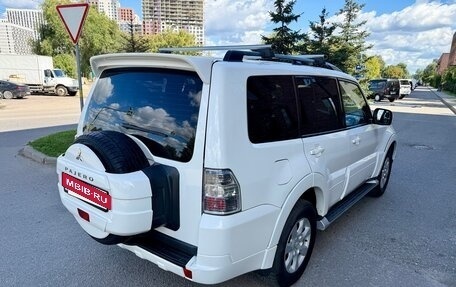 Mitsubishi Pajero IV, 2010 год, 1 585 000 рублей, 6 фотография