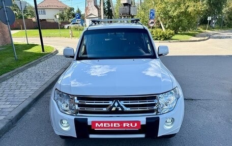 Mitsubishi Pajero IV, 2010 год, 1 585 000 рублей, 3 фотография