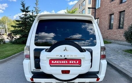 Mitsubishi Pajero IV, 2010 год, 1 585 000 рублей, 7 фотография
