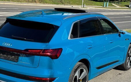Audi e-tron I, 2020 год, 4 890 000 рублей, 2 фотография