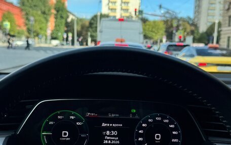 Audi e-tron I, 2020 год, 4 890 000 рублей, 9 фотография