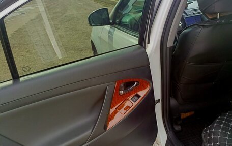 Toyota Camry, 2009 год, 855 000 рублей, 8 фотография