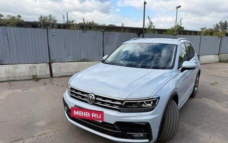 Volkswagen Tiguan II, 2019 год, 3 200 000 рублей, 2 фотография