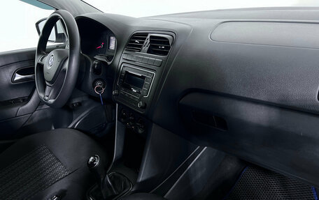 Volkswagen Polo VI (EU Market), 2018 год, 950 000 рублей, 11 фотография