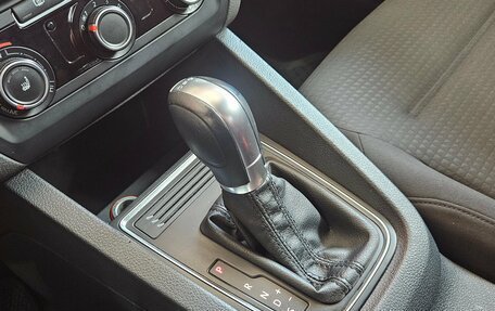 Volkswagen Jetta VI, 2015 год, 1 245 000 рублей, 15 фотография