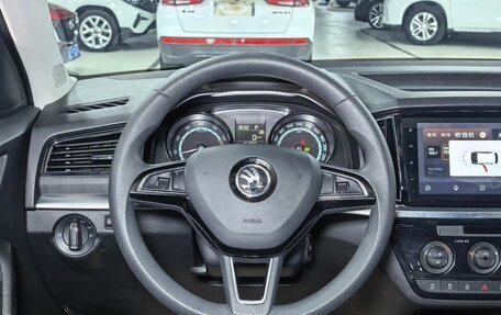 Skoda Kamiq I, 2023 год, 1 420 000 рублей, 13 фотография