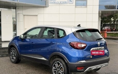 Renault Kaptur I рестайлинг, 2020 год, 1 499 000 рублей, 5 фотография
