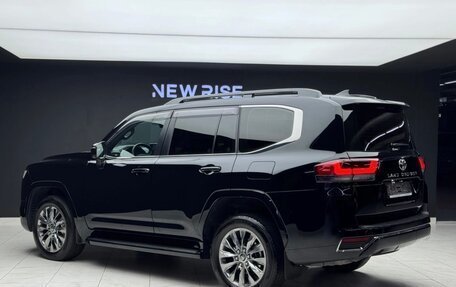 Toyota Land Cruiser, 2024 год, 12 000 077 рублей, 4 фотография