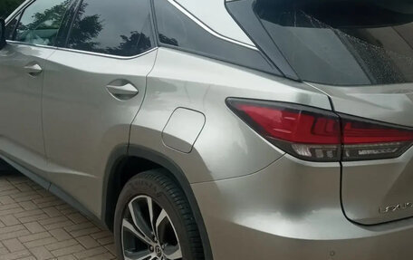 Lexus RX IV рестайлинг, 2021 год, 4 300 000 рублей, 8 фотография