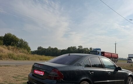 Mercedes-Benz E-Класс, 2003 год, 600 000 рублей, 1 фотография