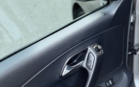 Volkswagen Polo VI (EU Market), 2017 год, 14 фотография