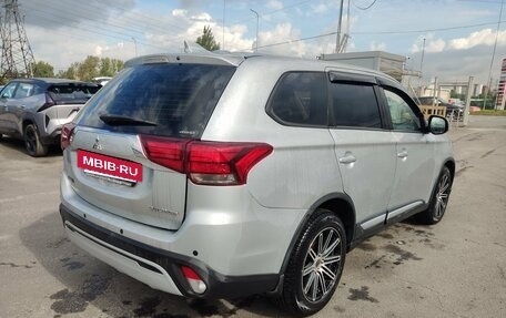 Mitsubishi Outlander III рестайлинг 3, 2019 год, 1 399 000 рублей, 5 фотография