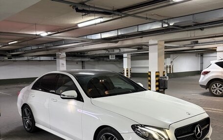 Mercedes-Benz E-Класс, 2017 год, 2 850 000 рублей, 11 фотография