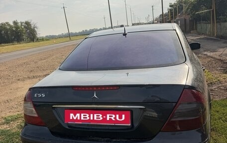 Mercedes-Benz E-Класс, 2003 год, 600 000 рублей, 2 фотография