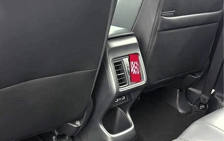 Honda Vezel, 2023 год, 2 090 100 рублей, 11 фотография