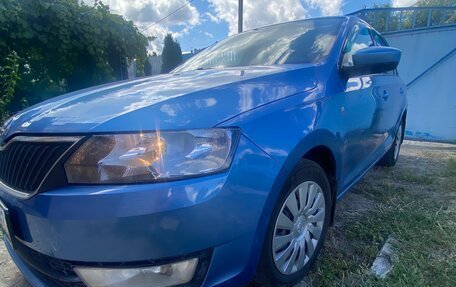 Skoda Rapid I, 2015 год, 690 000 рублей, 2 фотография