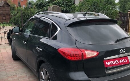 Infiniti QX50 I рестайлинг, 2015 год, 2 200 000 рублей, 4 фотография