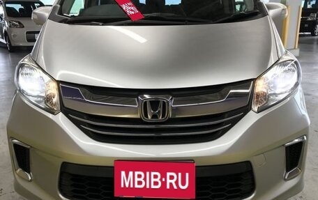 Honda Freed I, 2012 год, 850 000 рублей, 6 фотография