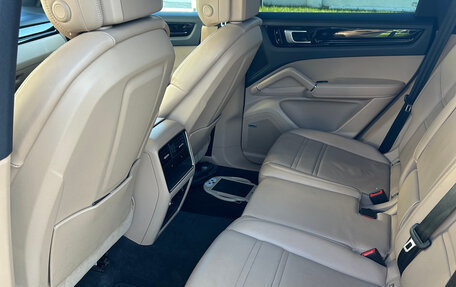 Porsche Cayenne III, 2019 год, 6 333 300 рублей, 9 фотография