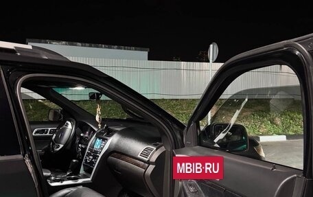 Ford Explorer VI, 2012 год, 1 800 000 рублей, 14 фотография