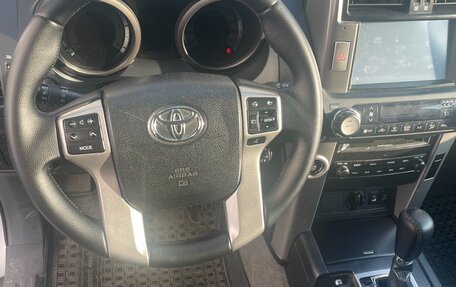 Toyota Land Cruiser Prado 150 рестайлинг 2, 2012 год, 3 500 000 рублей, 5 фотография