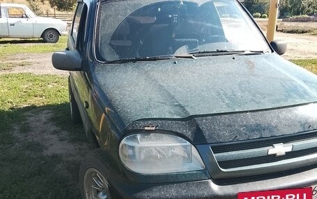 Chevrolet Niva I рестайлинг, 2003 год, 280 000 рублей, 9 фотография
