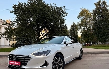 Hyundai Sonata VIII, 2021 год, 2 630 000 рублей, 1 фотография