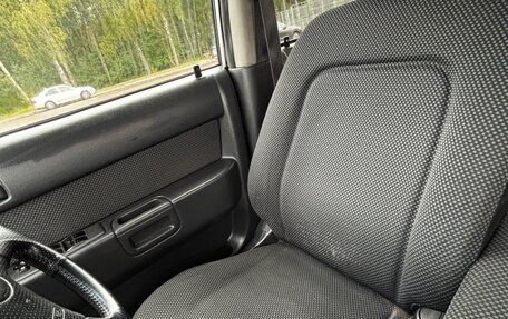 Toyota bB I рестайлинг, 2002 год, 350 000 рублей, 18 фотография