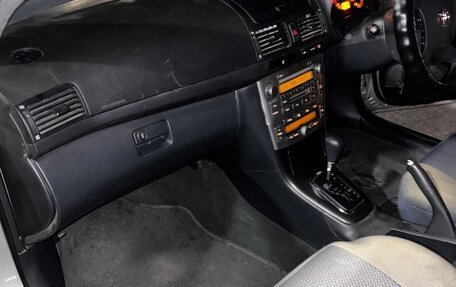 Toyota Avensis III рестайлинг, 2005 год, 600 000 рублей, 5 фотография