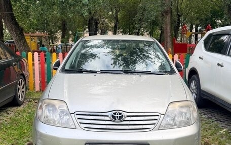 Toyota Corolla, 2004 год, 480 000 рублей, 2 фотография