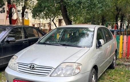 Toyota Corolla, 2004 год, 480 000 рублей, 3 фотография
