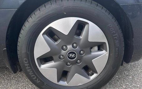 Hyundai Staria, 2021 год, 5 800 000 рублей, 13 фотография