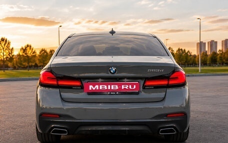 BMW 5 серия, 2021 год, 5 670 000 рублей, 4 фотография