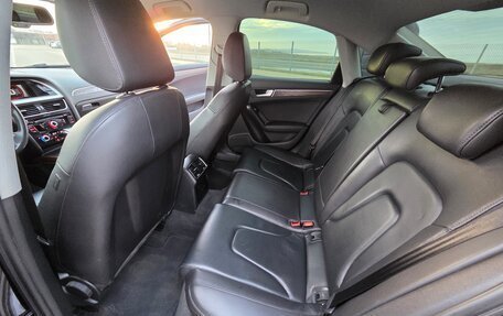 Audi A4, 2015 год, 2 000 000 рублей, 10 фотография