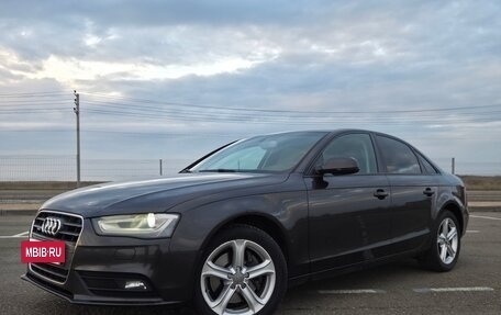 Audi A4, 2015 год, 2 000 000 рублей, 2 фотография