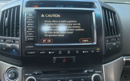 Toyota Land Cruiser 200, 2007 год, 2 650 000 рублей, 10 фотография