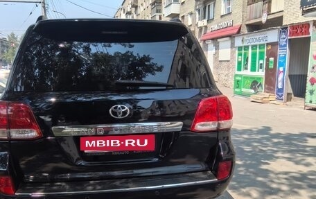 Toyota Land Cruiser 200, 2007 год, 2 650 000 рублей, 17 фотография
